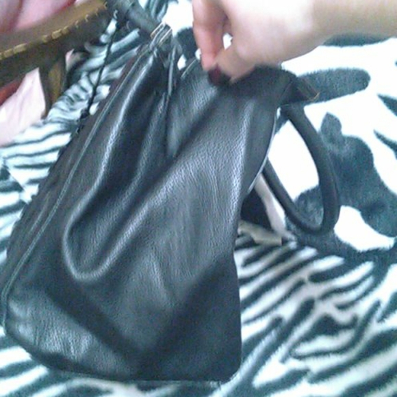 Purse - Picture 2 of 7